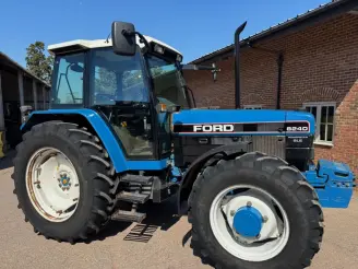 Ford 8240 SLE