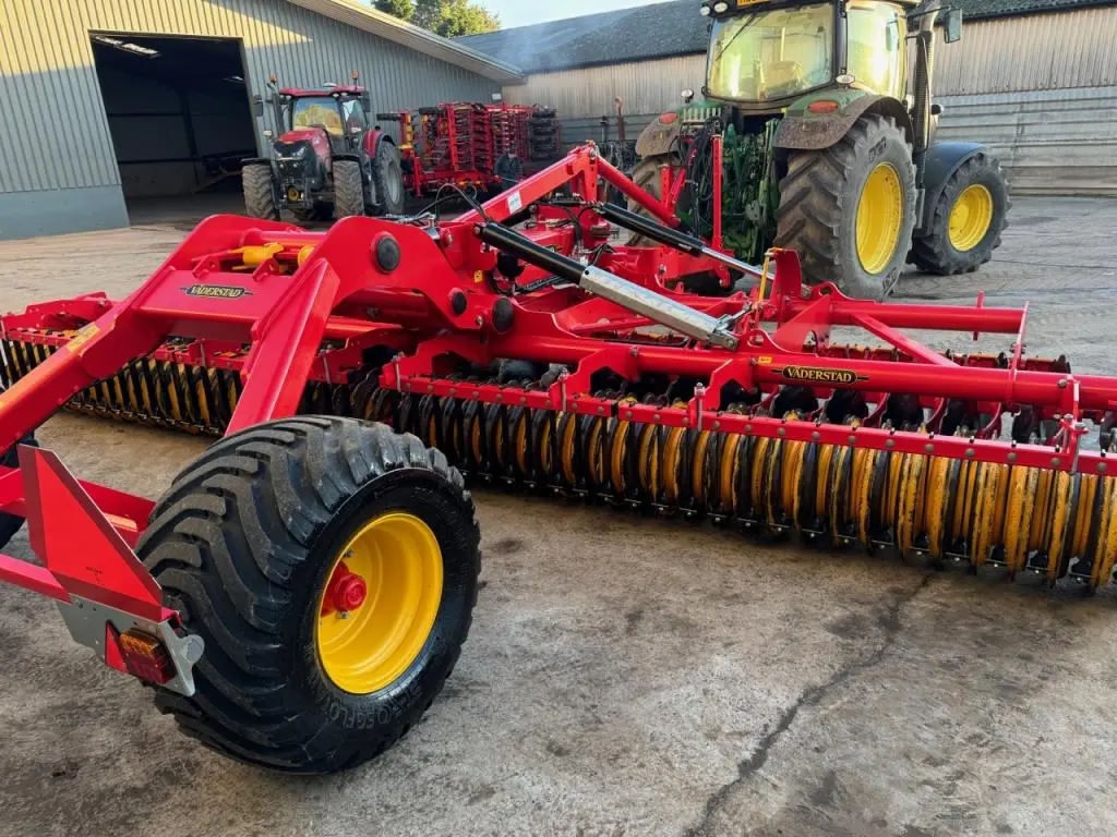 Vaderstad Carrier XT 625