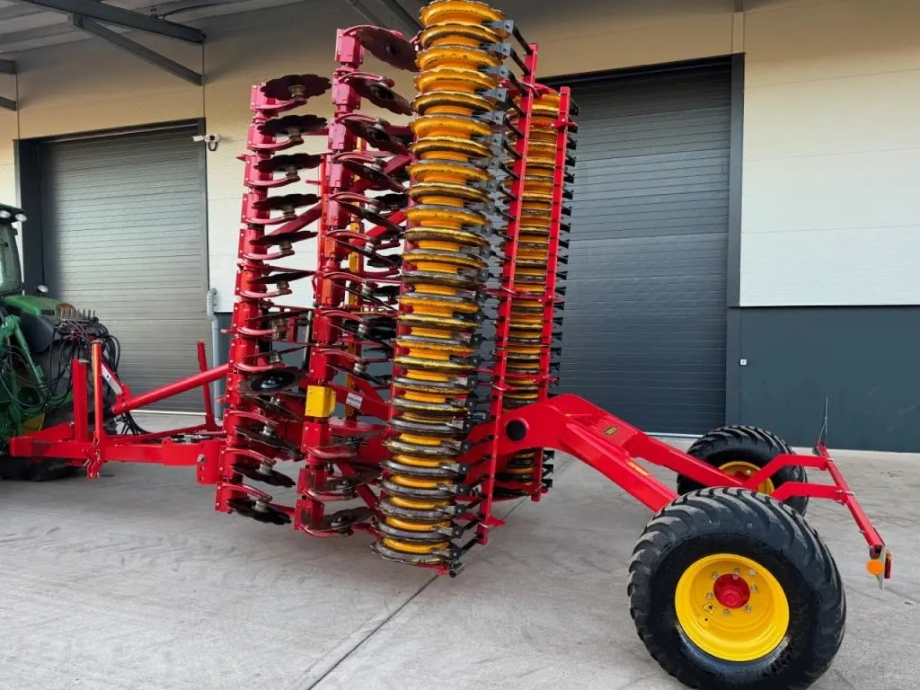 Vaderstad Carrier XT 625
