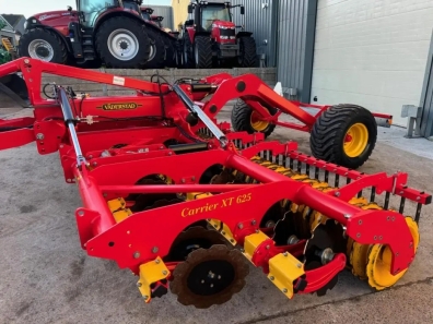 Vaderstad Carrier XT 625