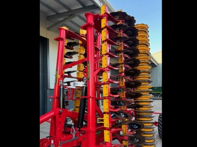Vaderstad Carrier XT 625