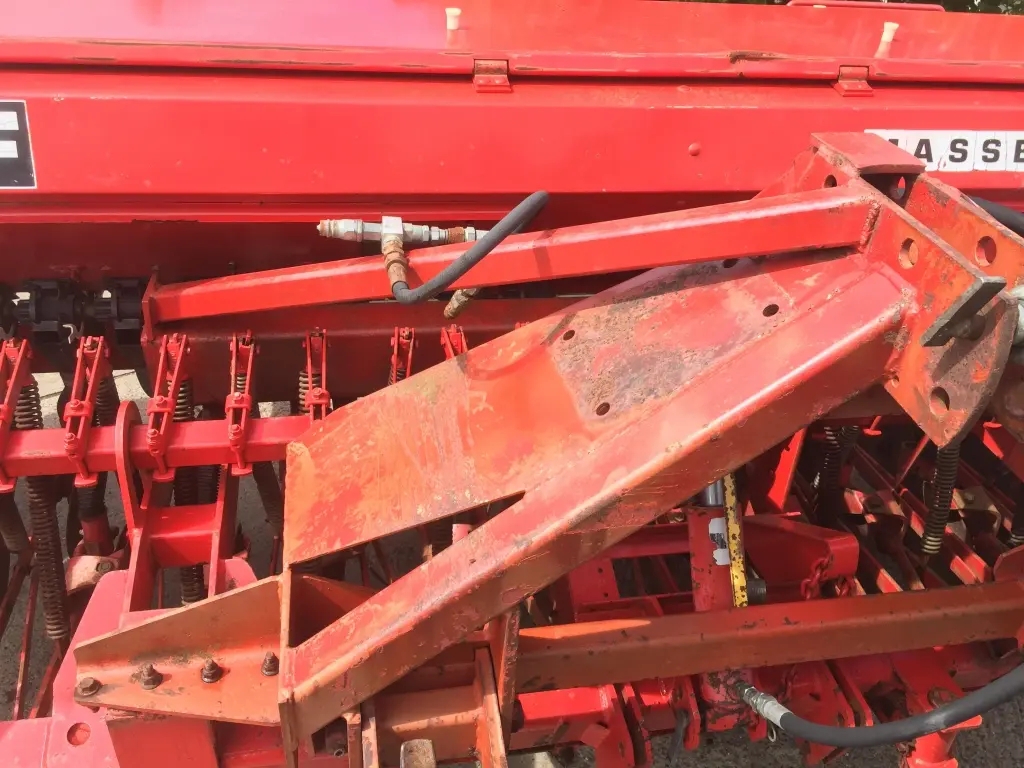 Massey Ferguson 30 drill
