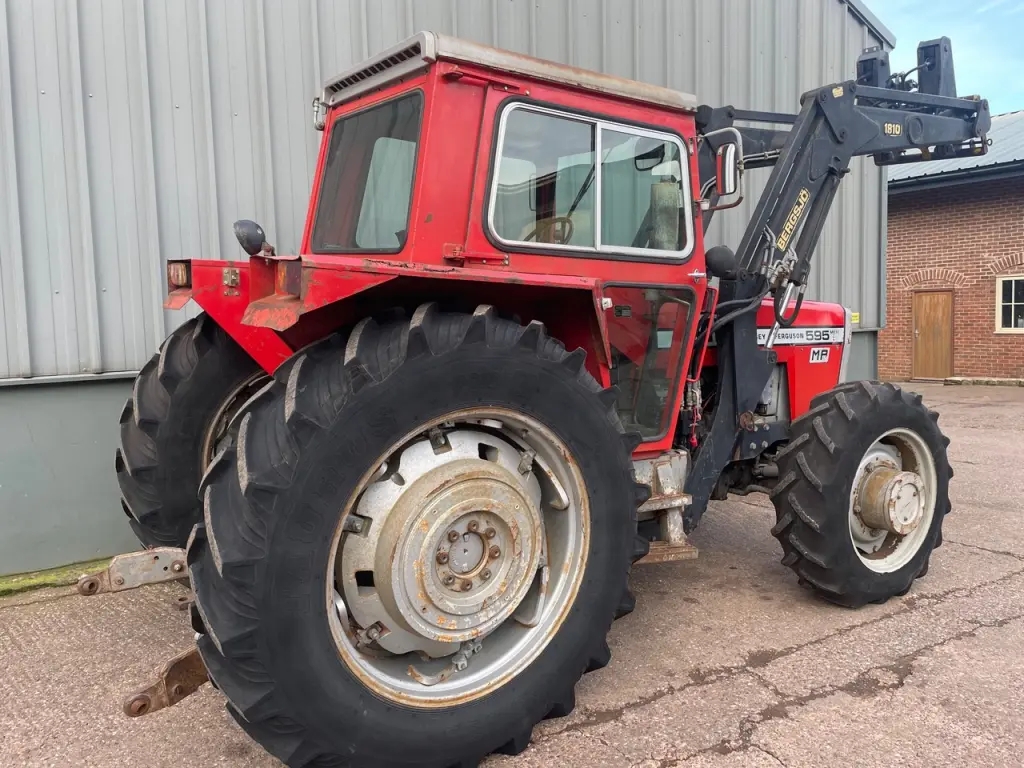 Massey Ferguson 595 MKII