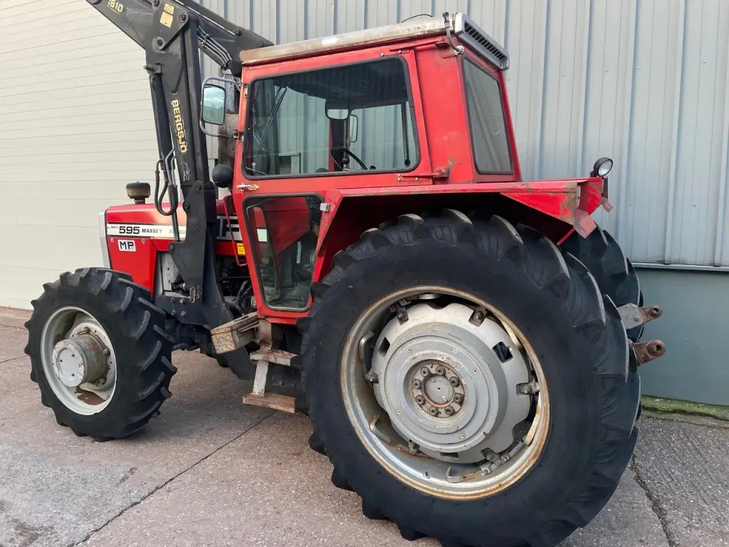 Massey Ferguson 595 MKII