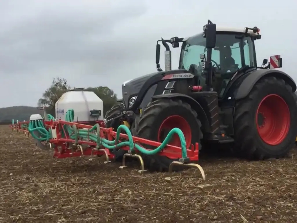 Techneat Avacast Mounted GR400 applicator