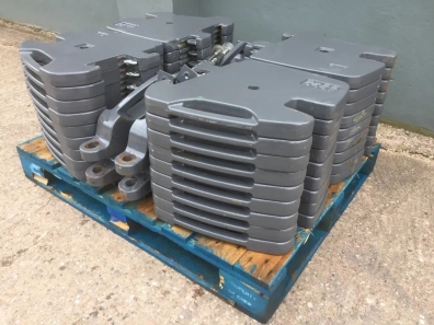 Massey Ferguson centre tow weights