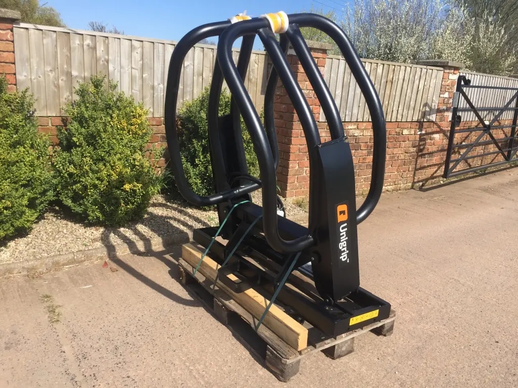 Quicke 160 Unigrip bale handler