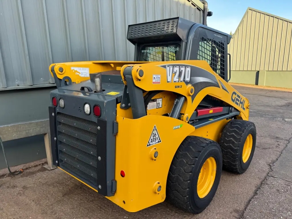 GEHL V270 Gen-2 skid steer