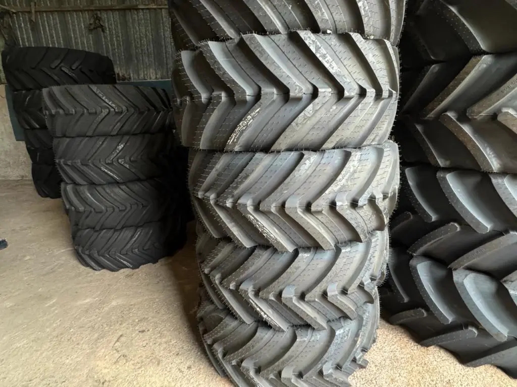 Continental 4x 460/70/24 telescopic handler tyres