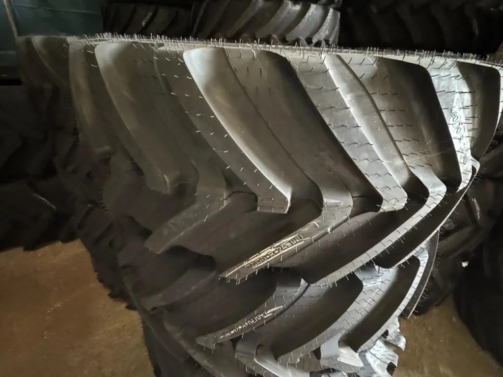 Continental 4x 460/70/24 telescopic handler tyres