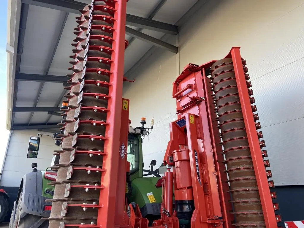 Kuhn HR6004 R power harrow