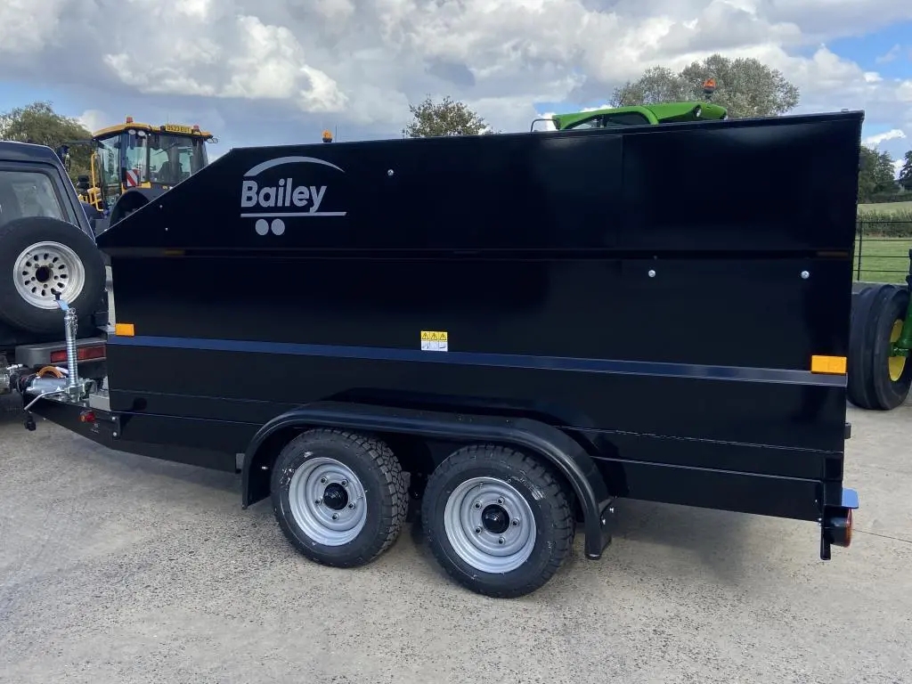 Bailey 2000ltr fuel bowser