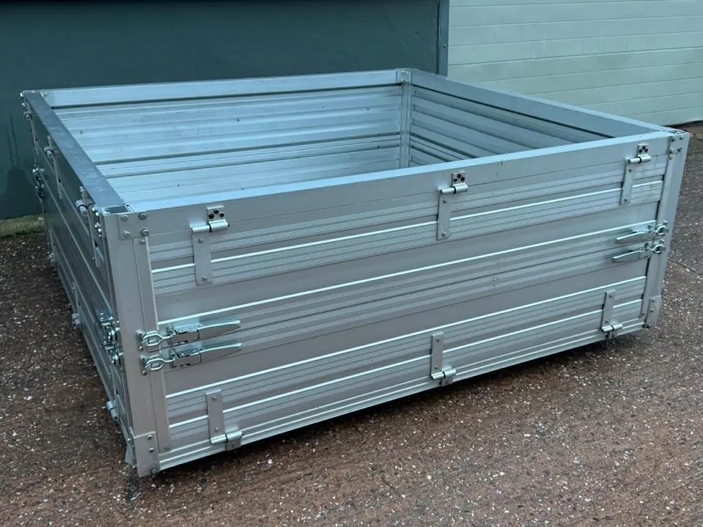 Aluminium drop side body