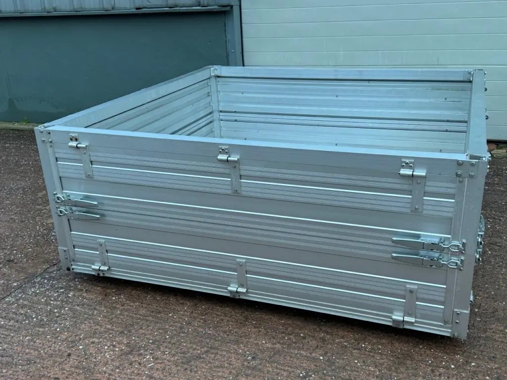 Aluminium drop side body
