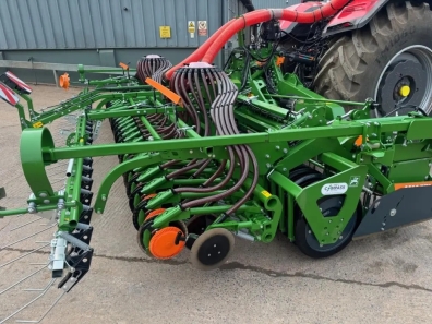 Amazone Avant 6002-2 power harrow drill with FTender 2200 front hopper