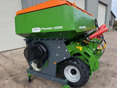 Amazone Avant 6002-2 power harrow drill with FTender 2200 front hopper