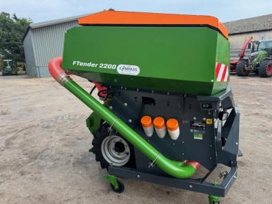 Amazone Avant 6002-2 power harrow drill with FTender 2200 front hopper