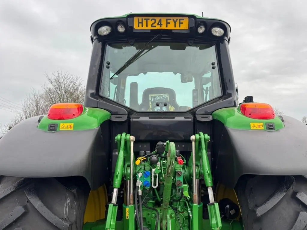 John Deere 6155M