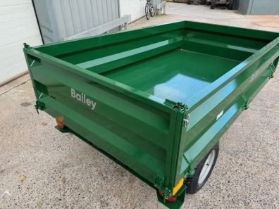 Bailey 2 Ton tipping trailer