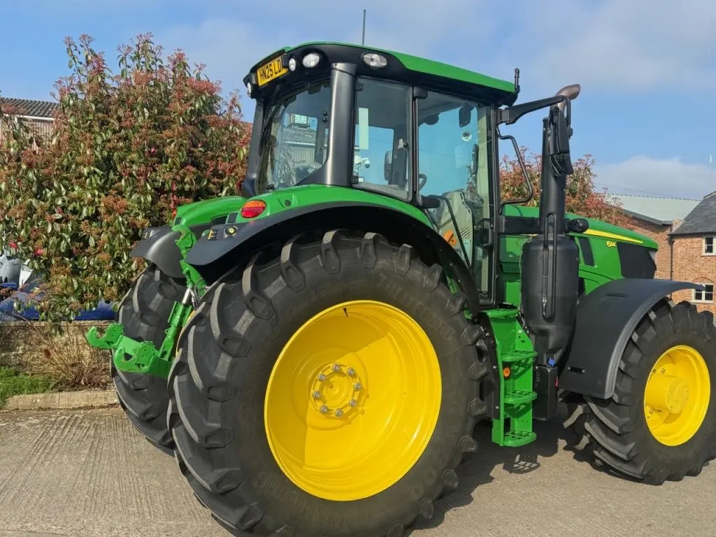 John Deere 6M 185