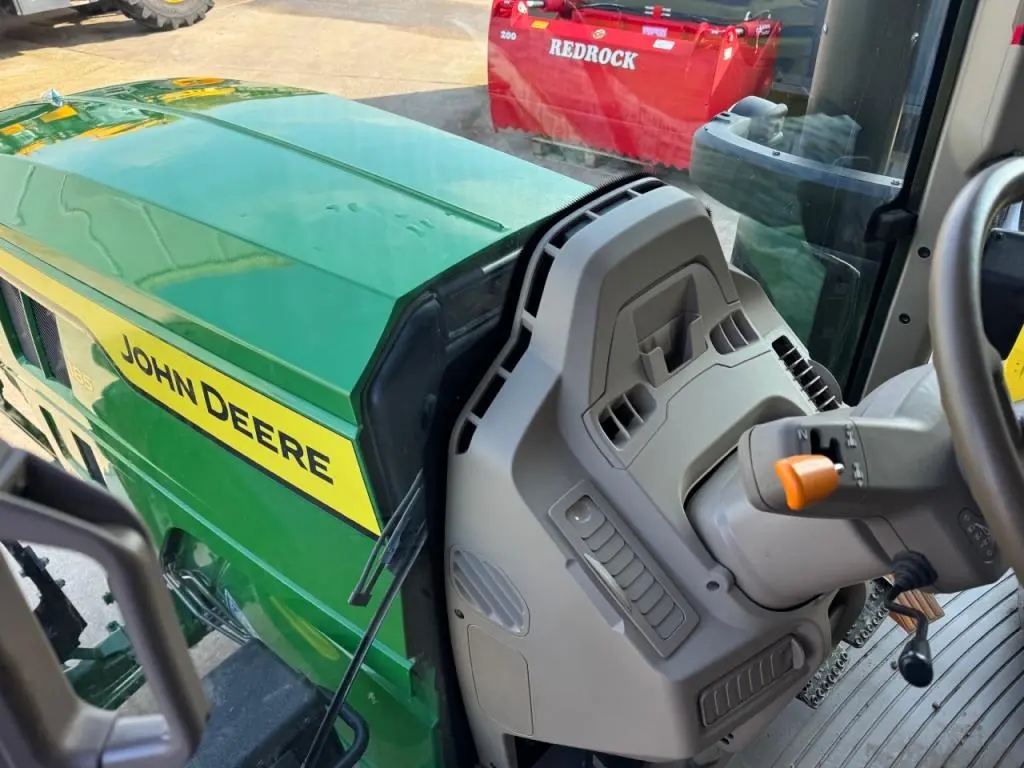 John Deere 6M 185