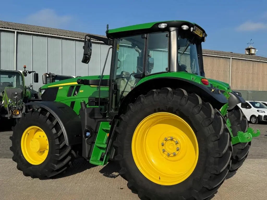 John Deere 6M 185