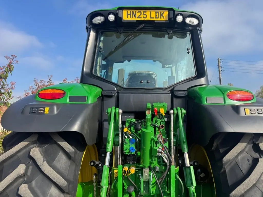 John Deere 6M 185