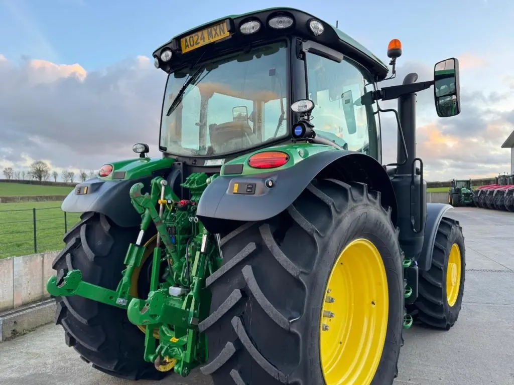 John Deere 6R 185