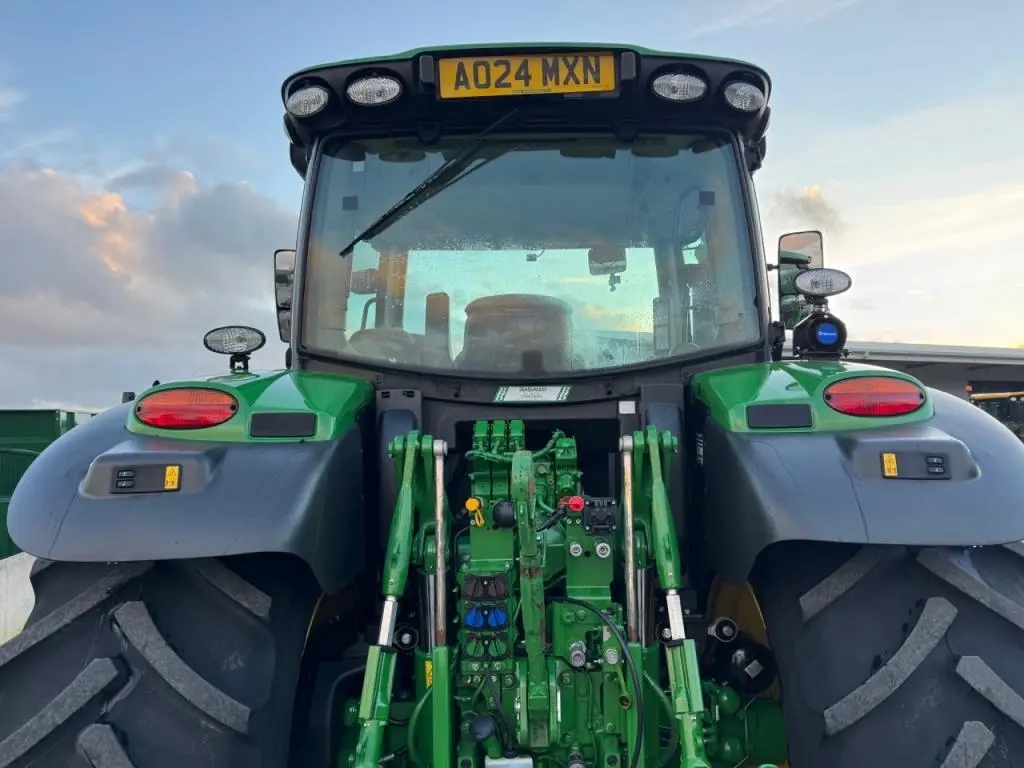 John Deere 6R 185