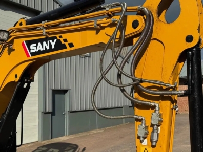 SANY SY50U digger