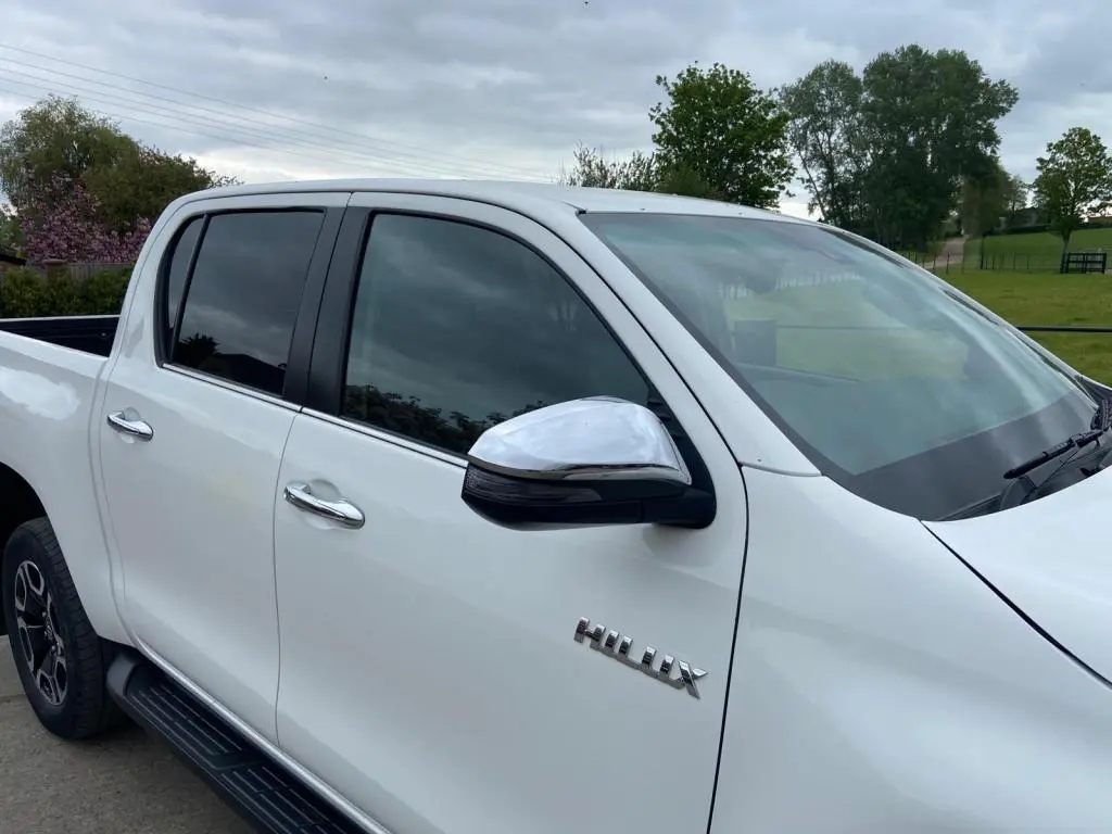 Toyota Hilux Invincible 2.4 diesel