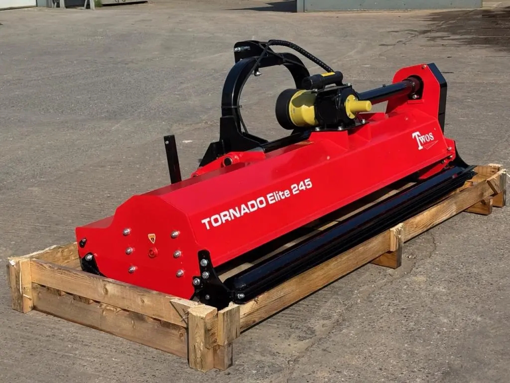 Twose Tornado 245 flail topper