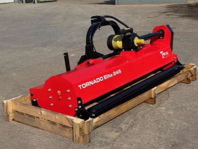 Twose Tornado 245 flail topper