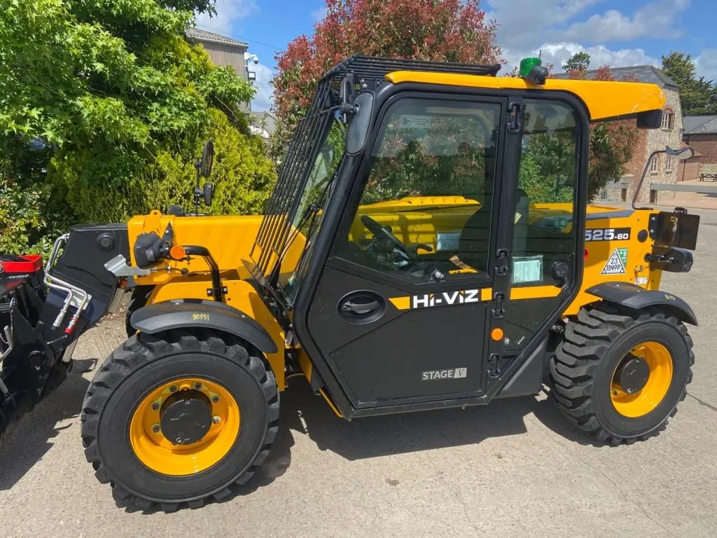 JCB 525-60 Hi-Viz telescopic