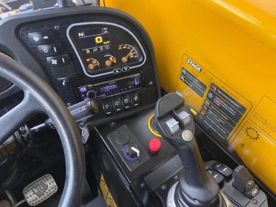 JCB 525-60 Hi-Viz telescopic