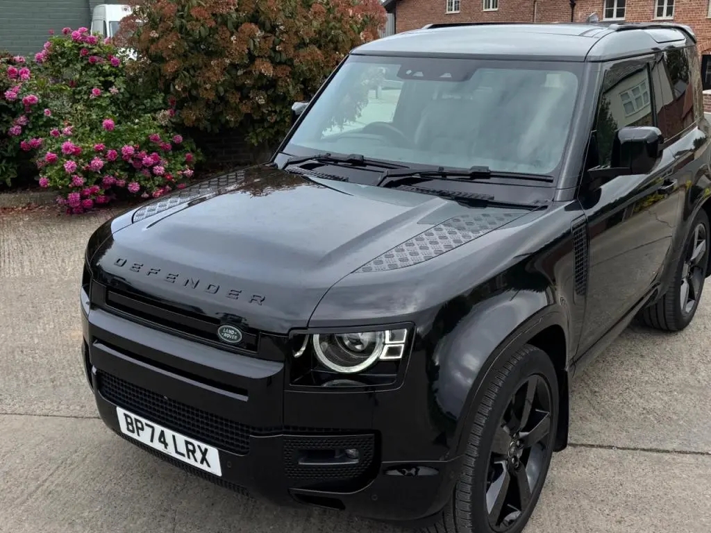 Land Rover Defender 90 HSE X-Dynamic D350 diesel