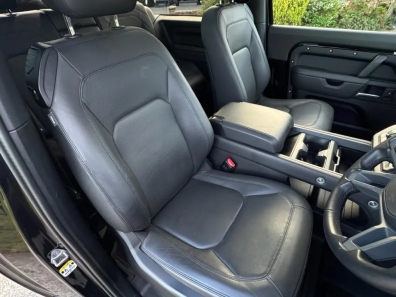 Land Rover Defender 90 HSE X-Dynamic D350 diesel