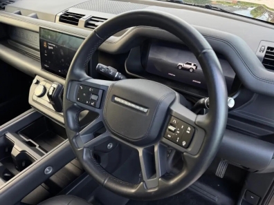 Land Rover Defender 90 HSE X-Dynamic D350 diesel