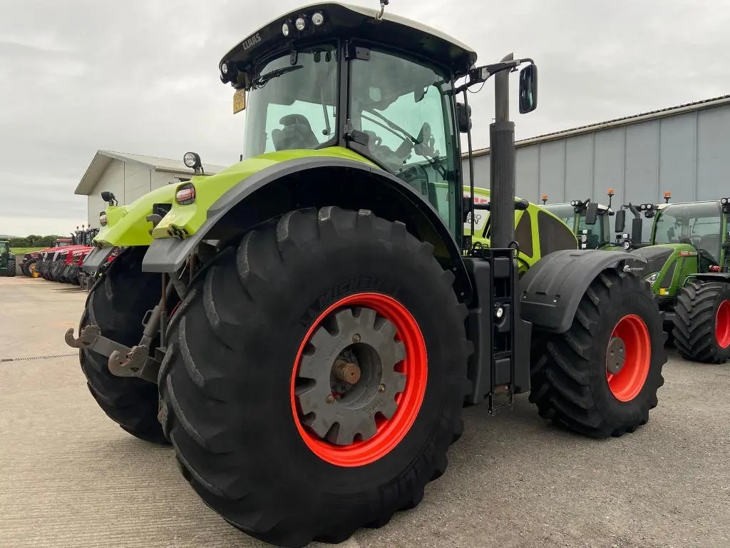 Claas Axion 940 CMATIC