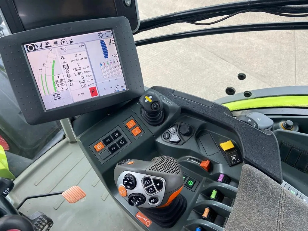 Claas Axion 940 CMATIC