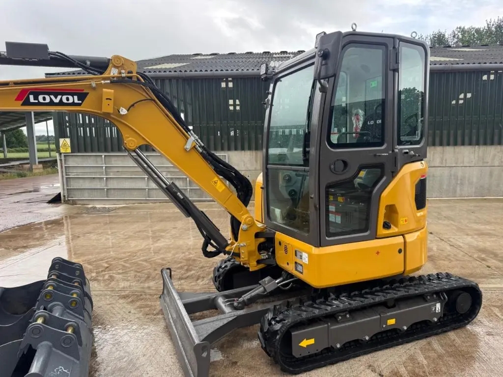 Lovol FR36F-U 3.7 Ton digger