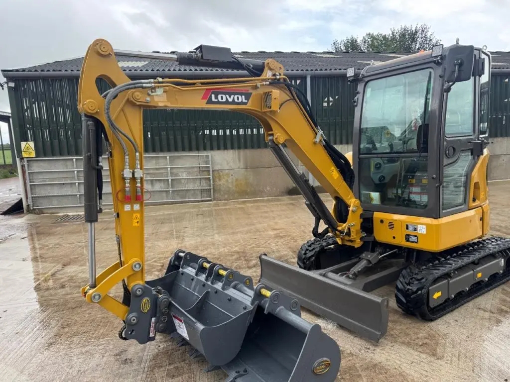 Lovol FR36F-U 3.7 Ton digger