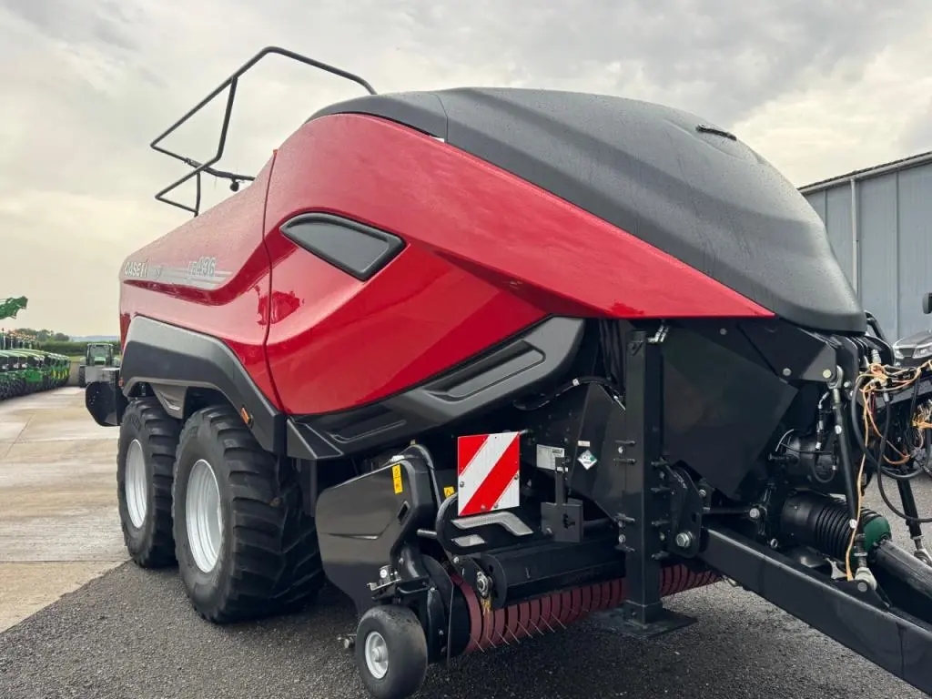 Case LB436 HD