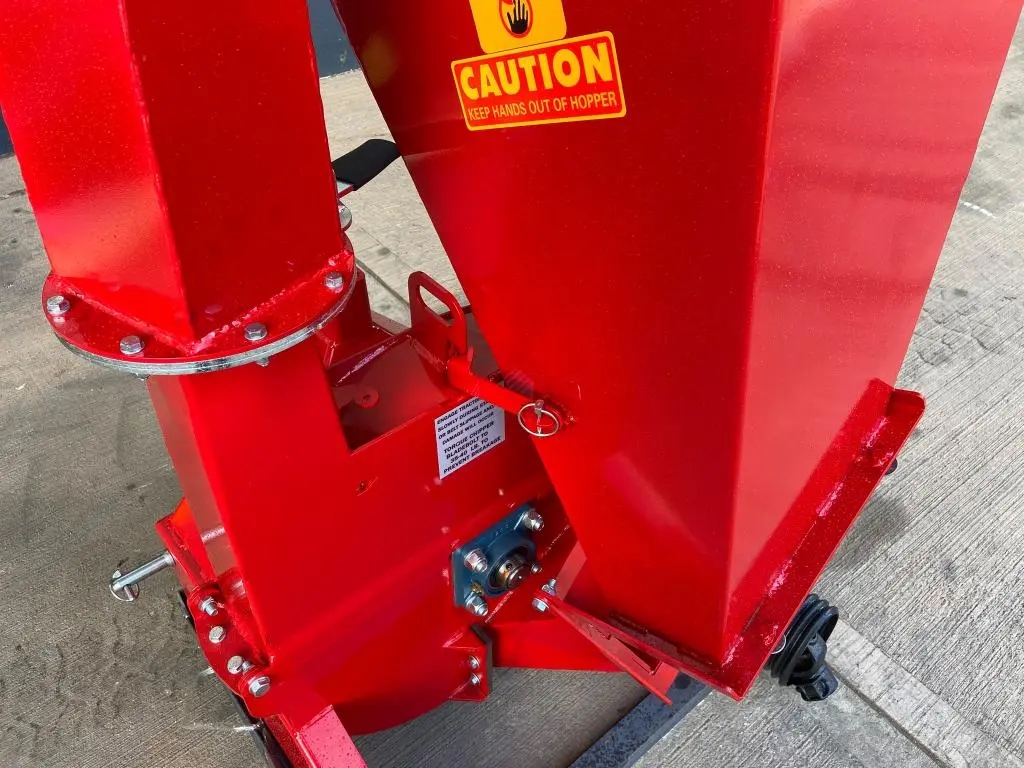 Winton wood chipper