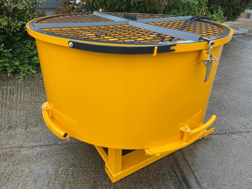 Pan mixer