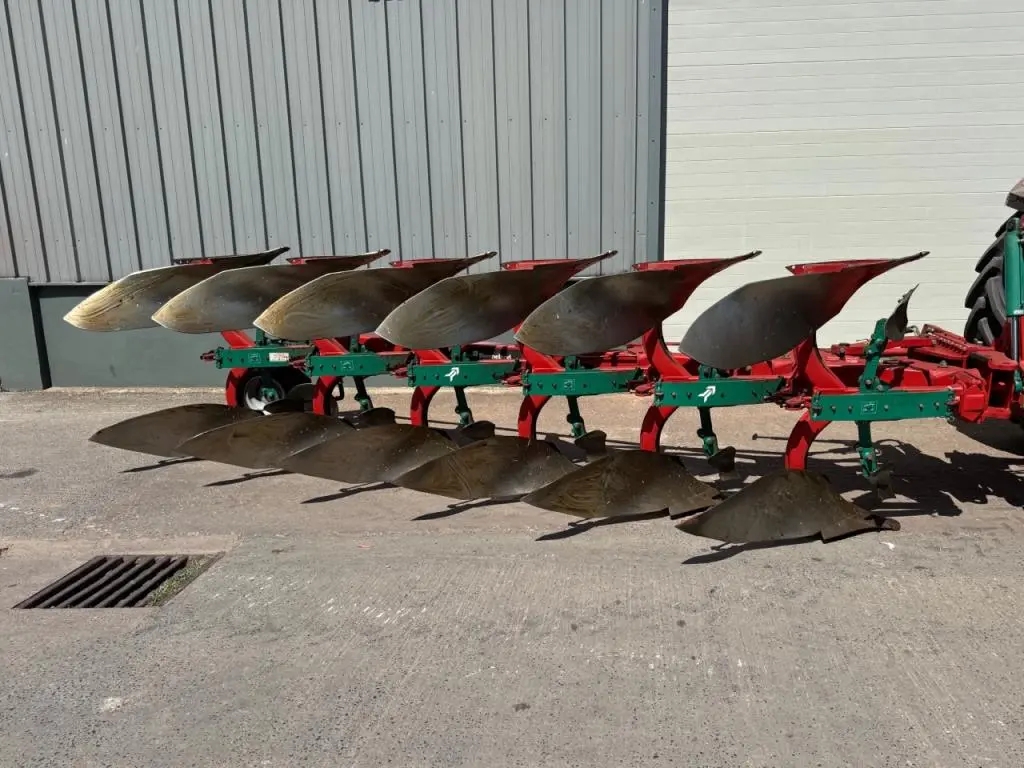 Kverneland EG 85/300 plough