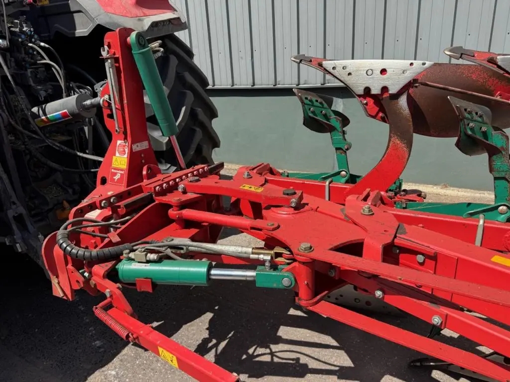 Kverneland EG 85/300 plough