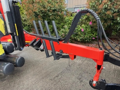 Kuhn SW 4014 bale wrapper
