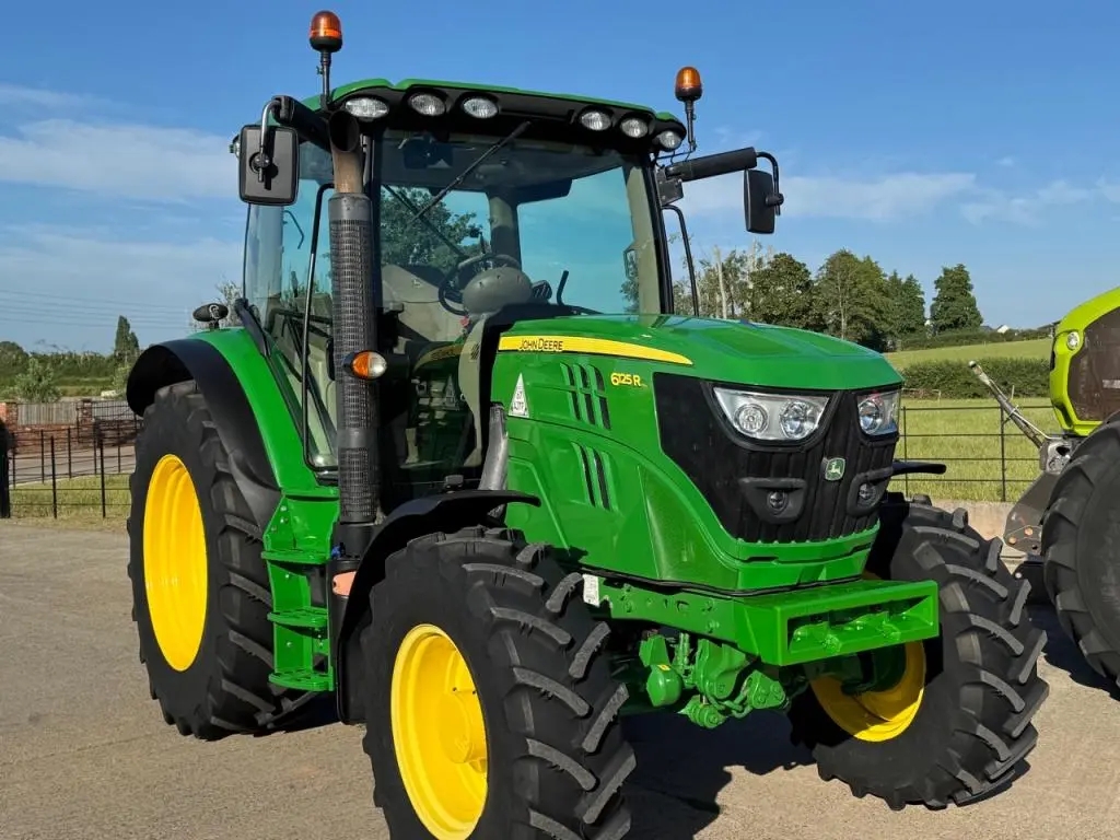 John Deere 6125R