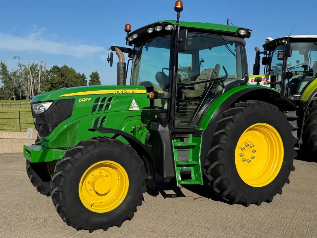 John Deere 6125R
